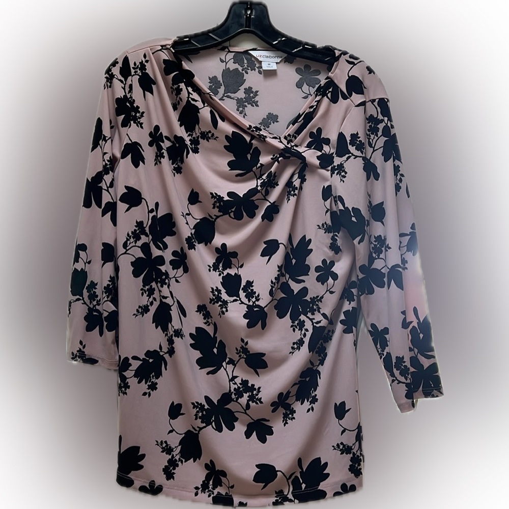 Liz Claiborne light pink blouse size medium.